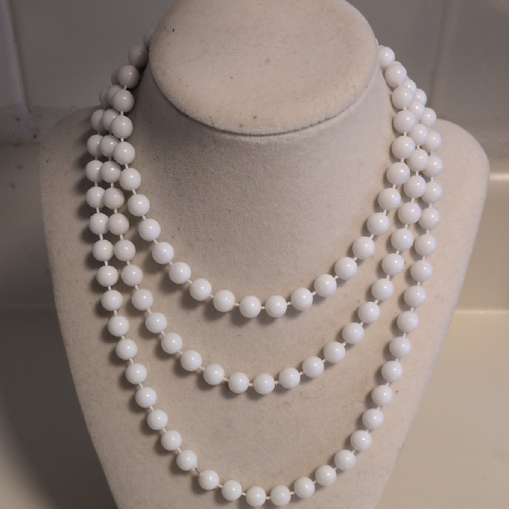 Chic White Beaded Costume Necklace 48"